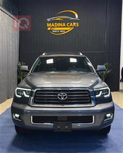 Toyota Sequoia